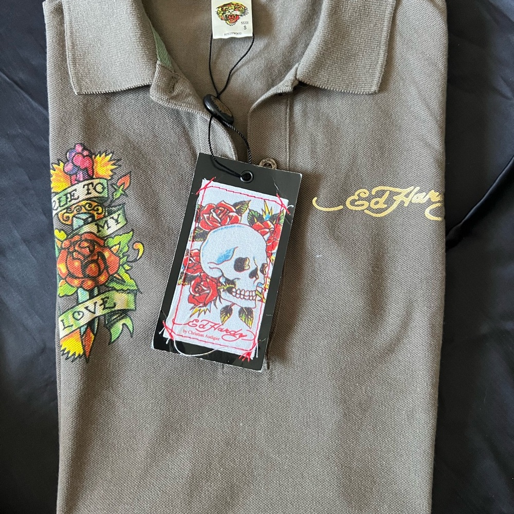 Ed Hardy shirt color Taupe size S NWT Dead Pirate Rhinestones